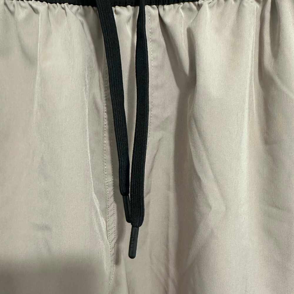 Bylt Tan and Black Athletic Shorts - Medium - Picture 3 of 6